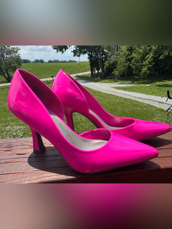 Worthington Shoes - Neon pink Worthington Women’s  Heel Pumps